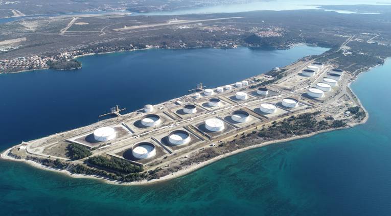 NIŽU SE REAKCIJE Danas istječe ultimatum mađarskog MOL-a: "Dajte nam rusku naftu ili...."