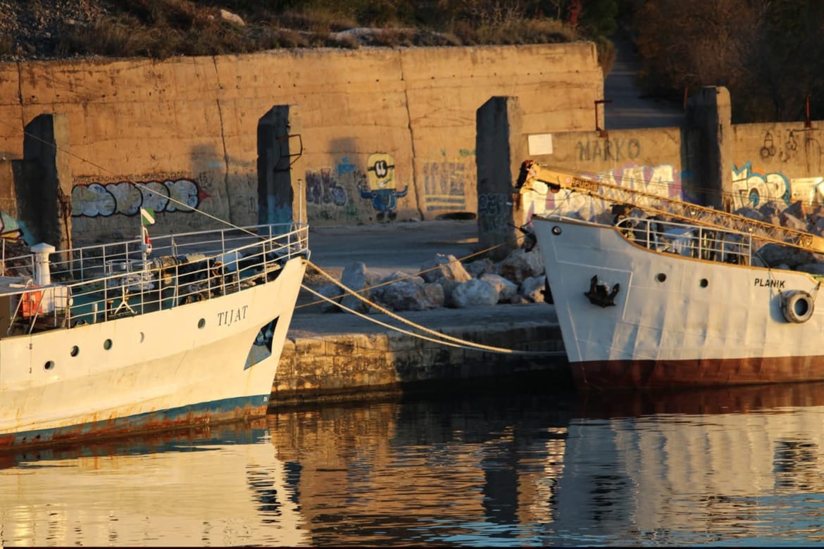 Ponovno krađa s "Tijata", ovog puta nestao kabel za priključivanje na struju!