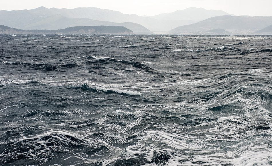 Pomorski promet i dalje "trpi" zbog vremenskih (ne)prilika