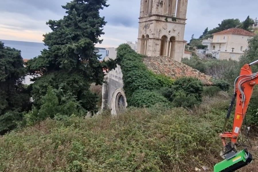 Radovi na sanaciji kompleksa crkve sv. Marka na Hvaru