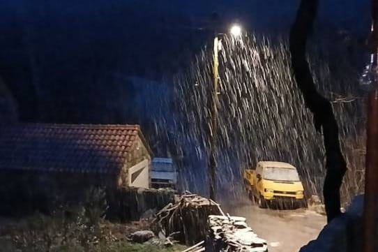 U Konavlima sinoć pao snijeg