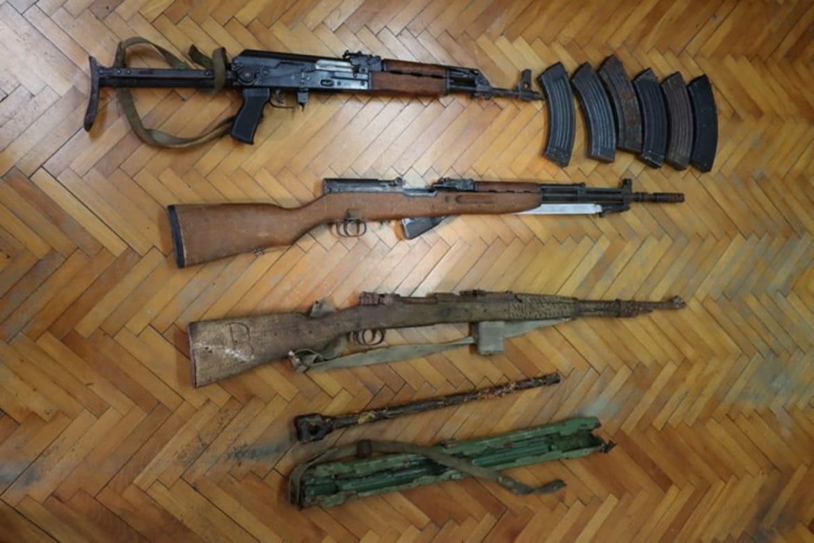 Zadarska policija oduzela zabranjeno oružje: vojne puške, streljivo i eksploziv