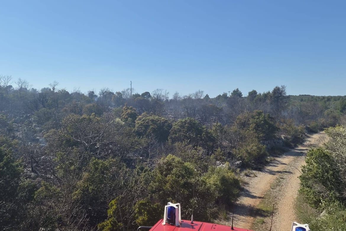 Dva 'subotnja' požara na području Primoštena