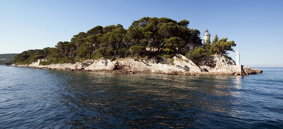 KRIŽNI PUT NA DAKSI Stoljeća pobožnosti na otočiću kod Dubrovnika