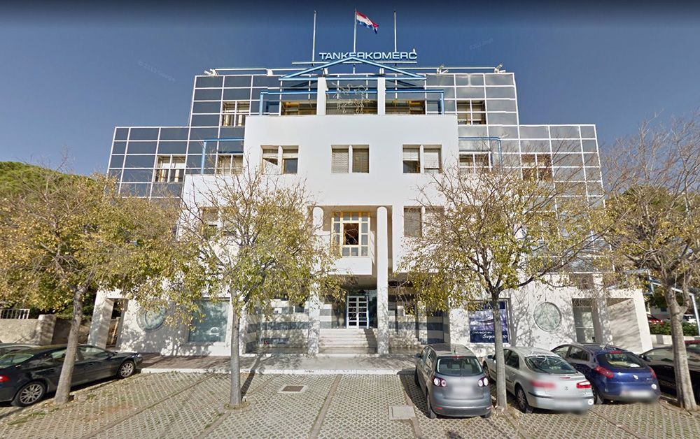 Preuzimanjem Croduxa Petrol je postao novi vlasnik Tankerkomerca