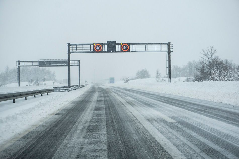 SNIJEG I BURA NA CESTAMA: Odgodite putovanje!