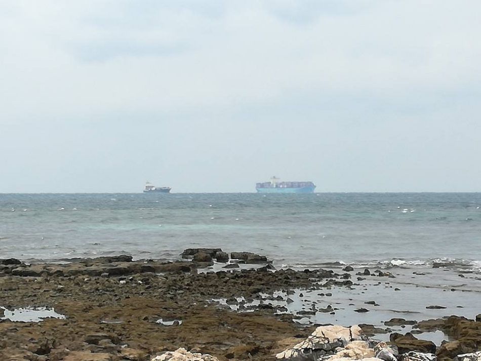 Brodovi za slovensku luku nelegalno na sidru ispred Umaga?