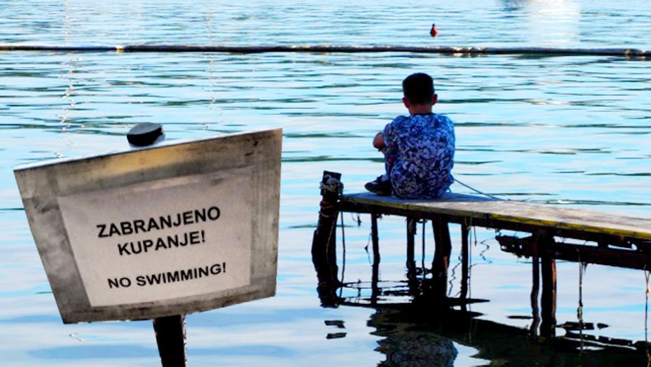 FOTO GALERIJA – Uništeni Raški zaljev: “Evo što ostavljamo svojoj djeci!”