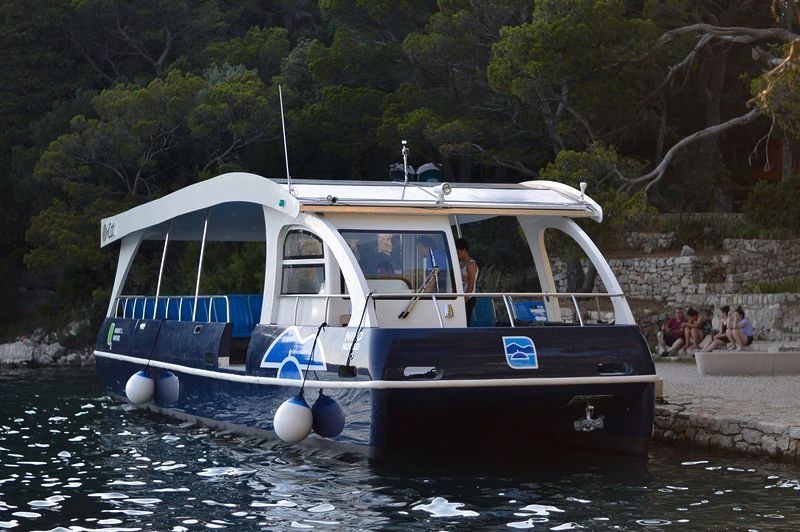 Mljet je ekološko rješenje prijevoza našao u katamaranima na solarnu energiju