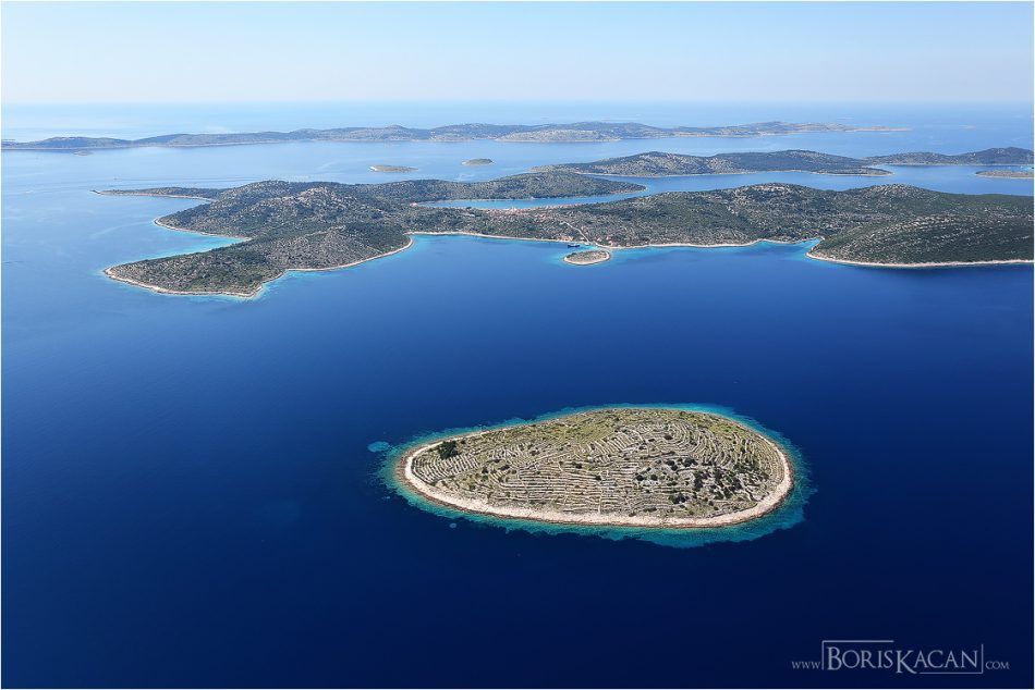 OŠTEĆENJE PLOVILA NA ŽIRJU: Poznato tko je, ali ne i zašto je odvezao brodicu