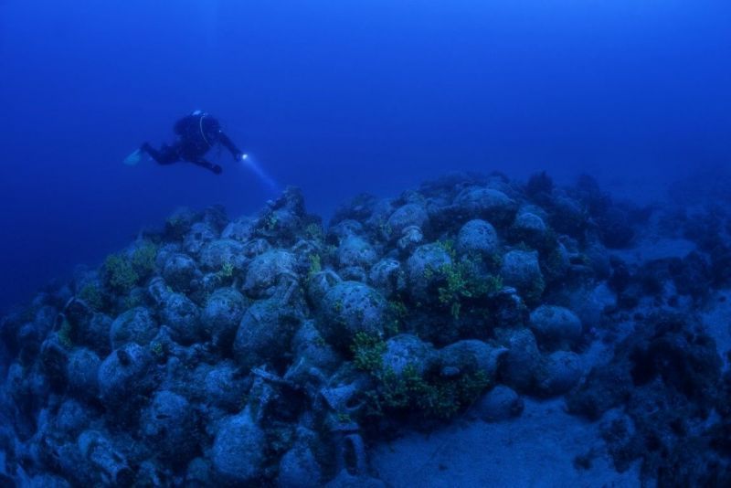 Podmorska arheološka nalazišta izložena su pljačkašima