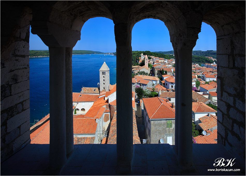 Zaražena žena s Raba otišla do trgovine – Kazneno prijavljena za širenje zarazne bolesti