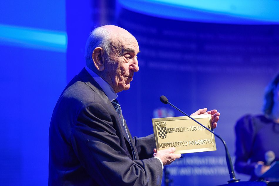 Posebna nagrada akademiku Davorinu Rudolfu: “On je čuvar naših granica na moru”