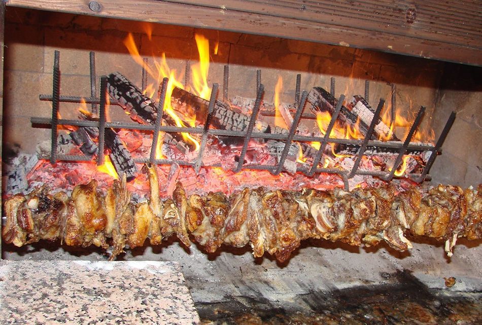 JEDNOSTAVNI DOMAĆI RECEPTI Janjetina ili bravetina na špici