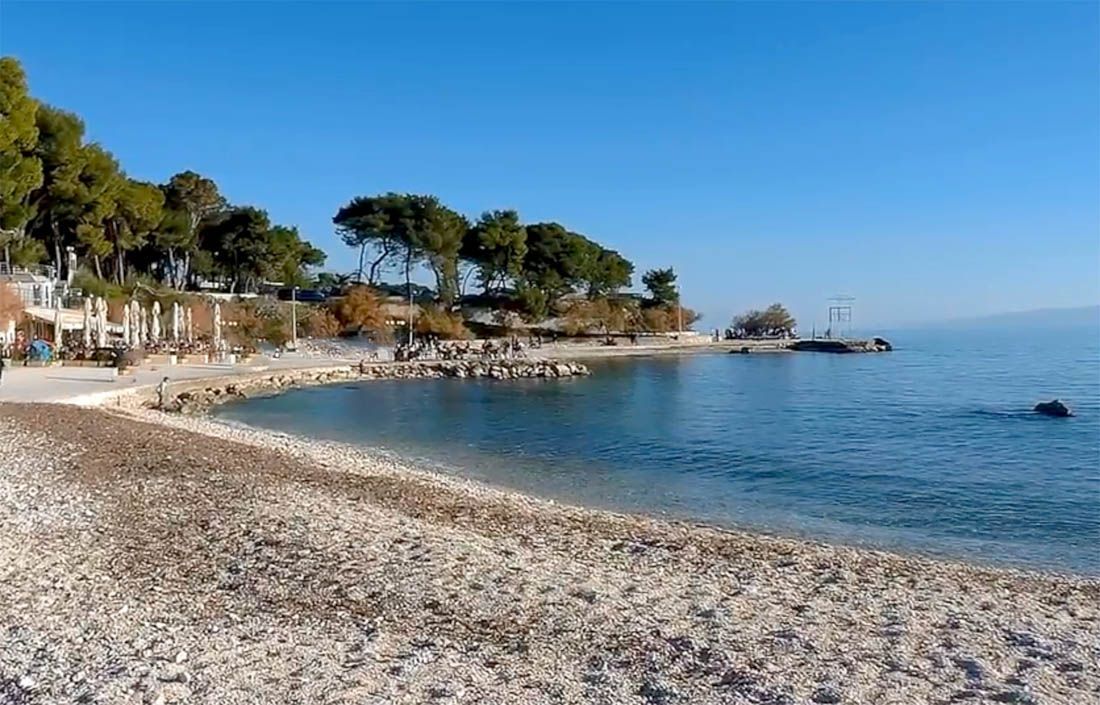 SPLIĆANI OČAJNI Bačvice postale zdravstvena ugroza za grad, plaža smrdi na urin