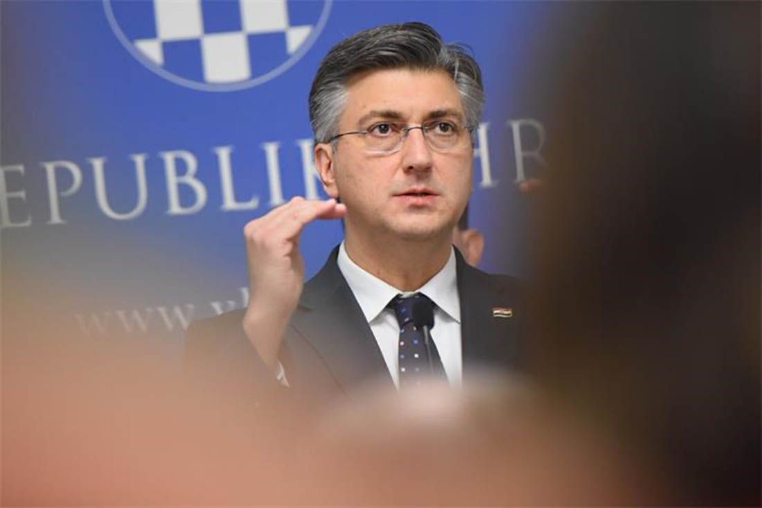 Plenković objavio: “Maske su pale, šaljemo oružje u Ukrajinu”