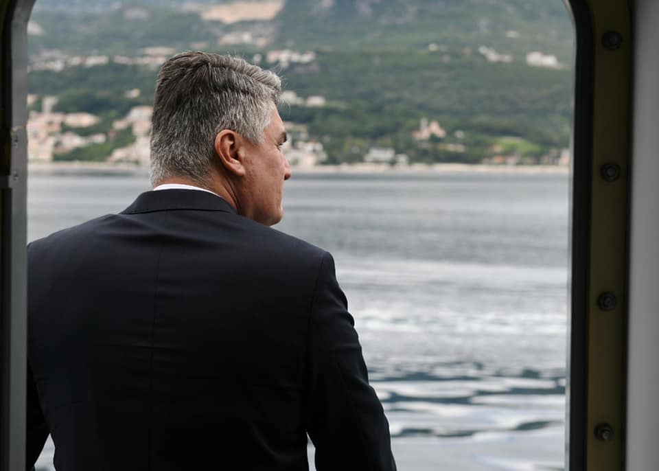 Predsjednik Milanović na Šolti: “Hrvatska je more, Hrvati su more, naša država je nastala na kilometar od mora!”