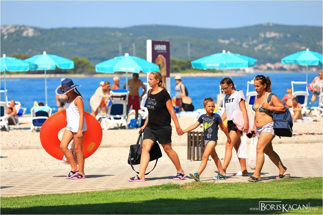 Česi najavili masovno trošenje na Jadranu: ‘Ljudi, ovo ljeto potrošite sve kune koje imate!‘