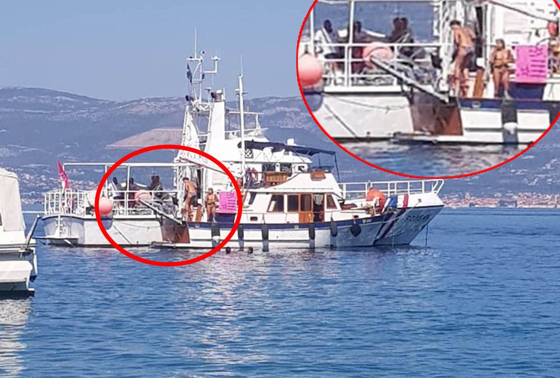 “ŠINJORINE U TOPLESU I KUPANJE” Ležeran odmor posade Lučke kapetanije na službenom brodu