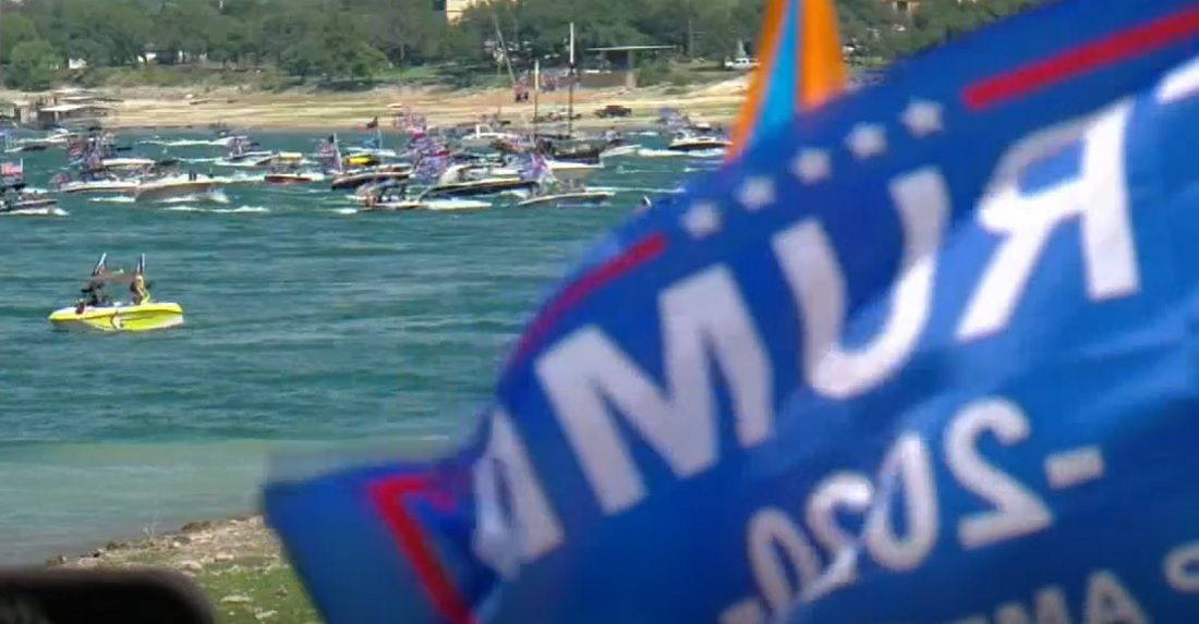 Potonule brodice na paradi u Trumpovu čast