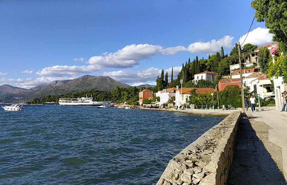 ŽELE IMATI LIJEČNIKA Otočani Elafita ne prihvaćaju odluku o ukidanju ambulante