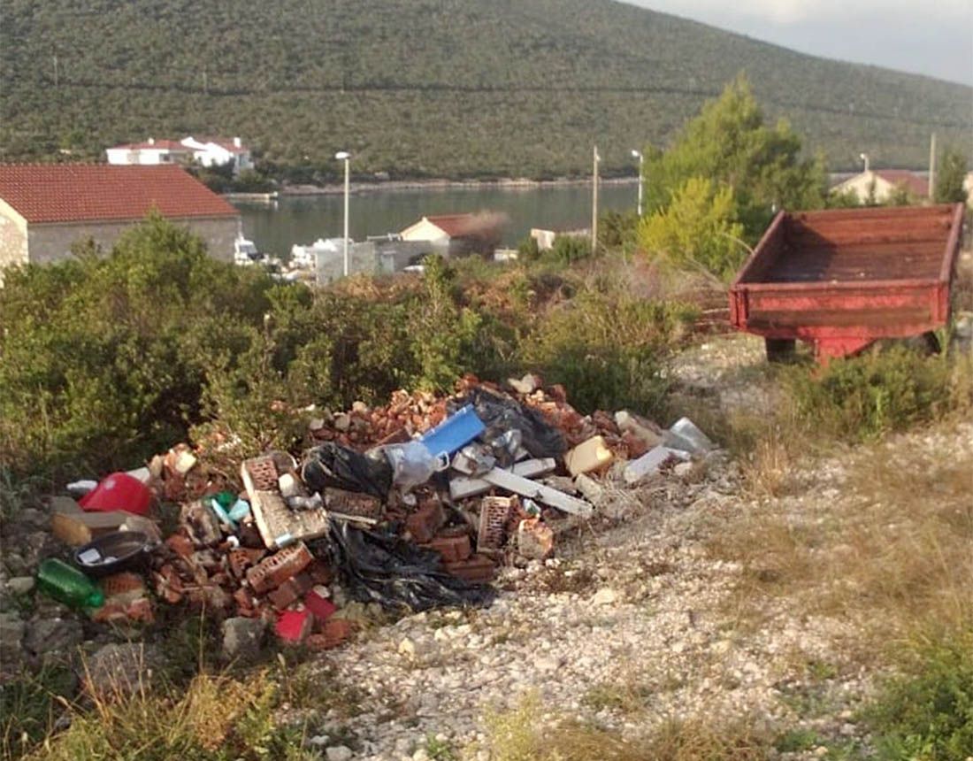 Nema turista, a ilegalni otpad na otoku Istu raste – Jesu li sad krivi “furešti”?