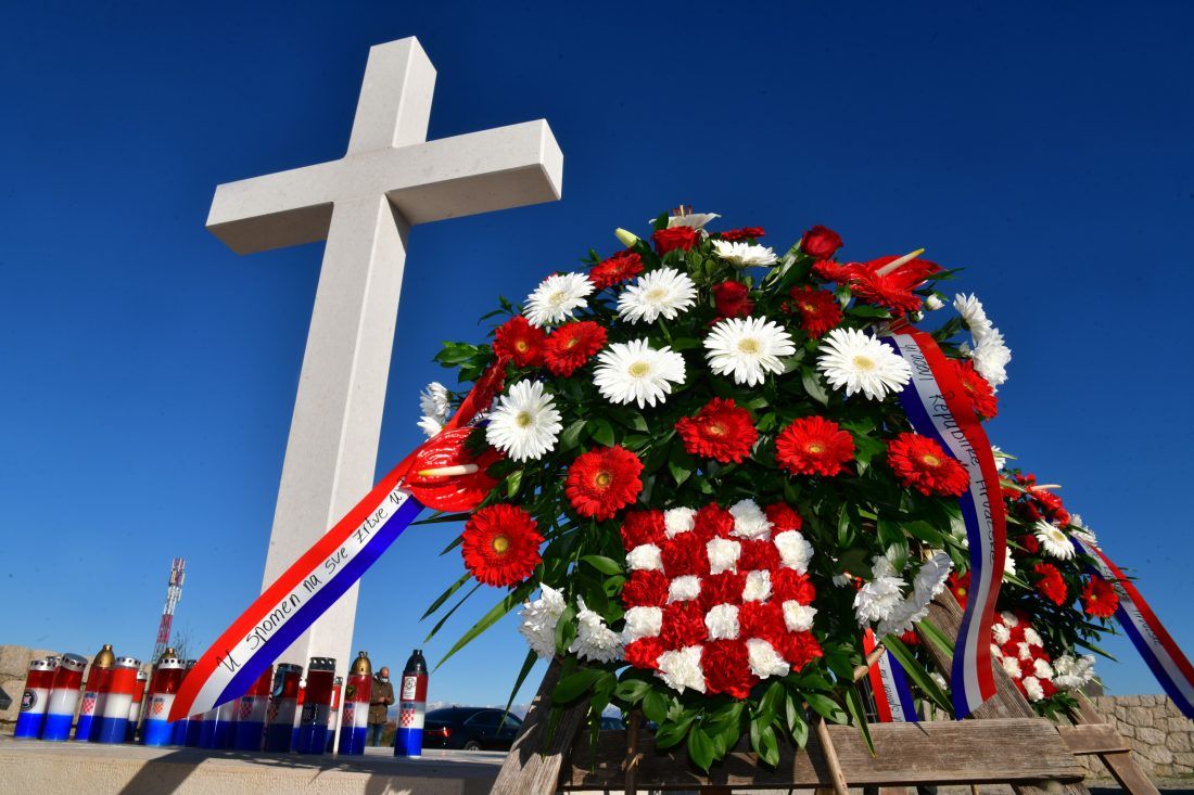 Obilježen Dan sjećanja na žrtvu Škabrnje: “Budimo hrabri oprostiti!”