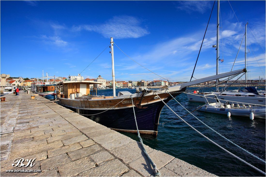 Vodičaninu lopov provalio u brod i ukrao tehničku opremu