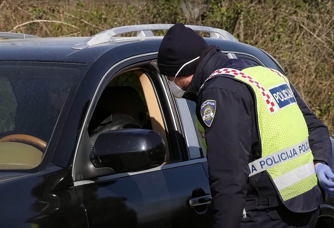NIŠTA OD BLAGDANSKIH SLAVLJA Vraćaju se propusnice, zabrana okupljanja više od 2 kućanstva