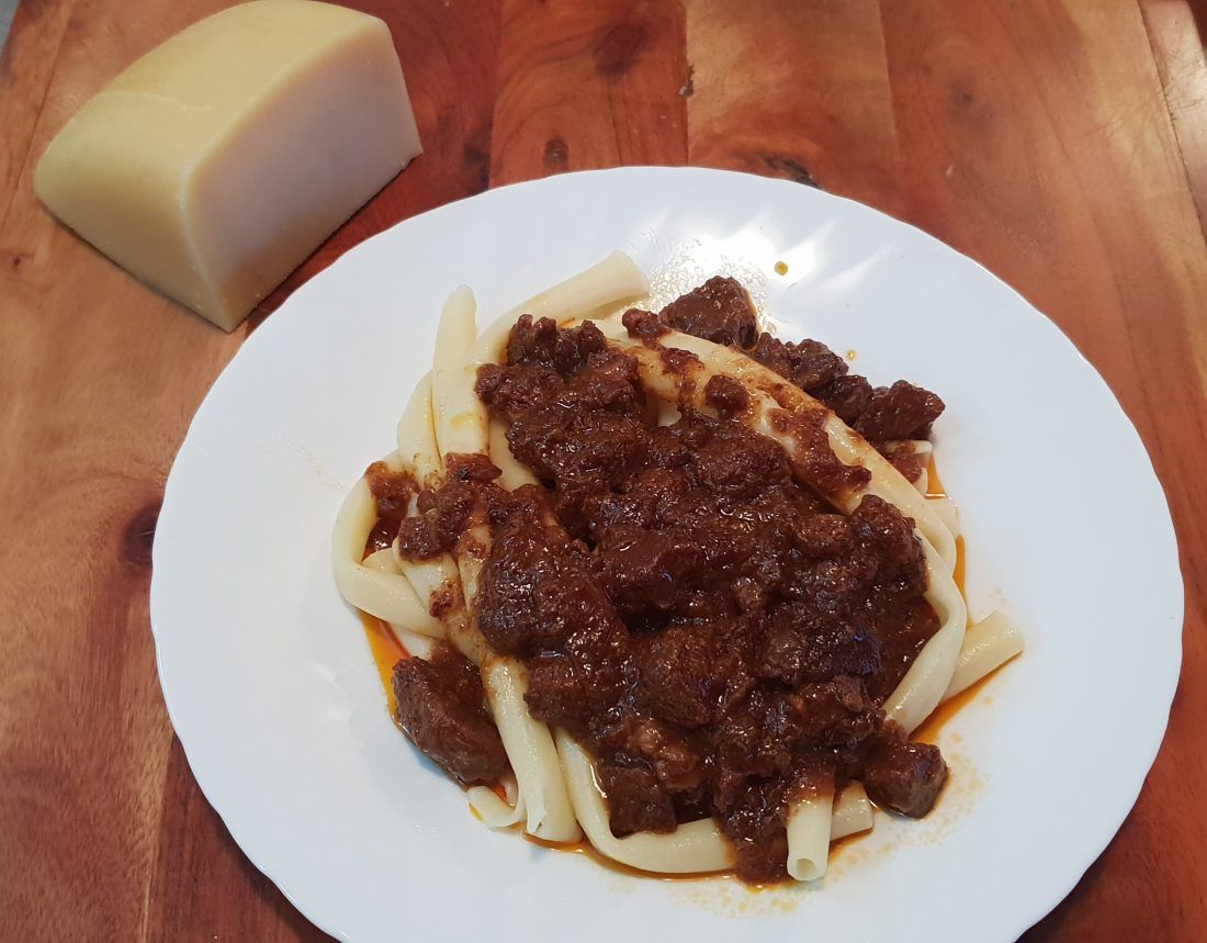 ŠPORKI MAKARULI Trpeza i običaji za festu svetog Vlaha