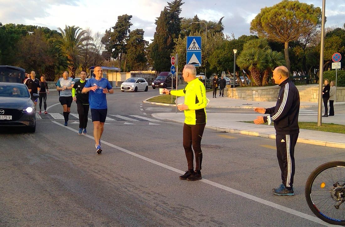 Iz Splita prema Tivtu krenuo 7-dnevni 300 km dug humanitarni maraton