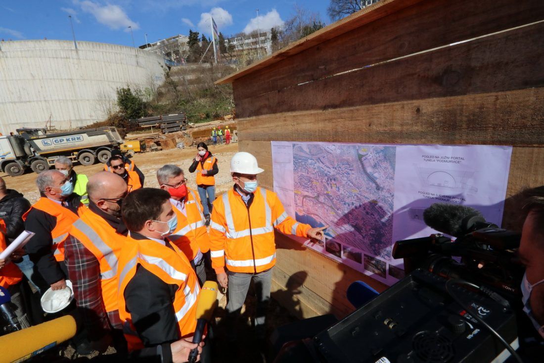 Butković na gradilištu ceste Škurinje – Luka Rijeka: “Ovo je jedan od najvažnijih infrastrukturnih projekta u Hrvatskoj”