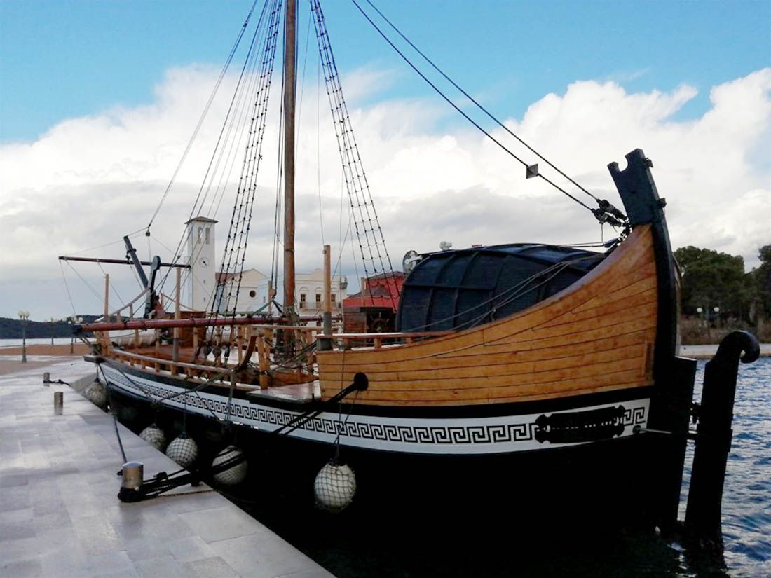 GALIJA ŠIBENIK Prodaje se moćni 107 godina star brod