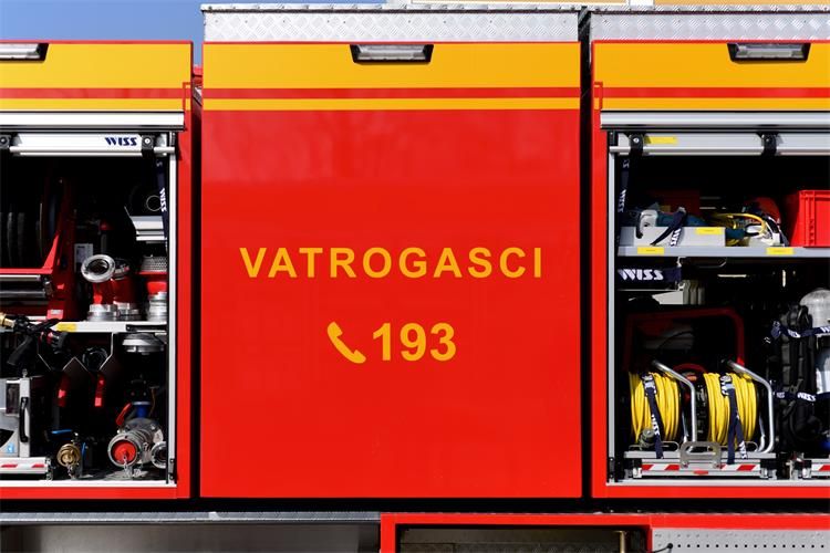 Požar u blizini Dicma – izgorio bivši ugostiteljski objekt