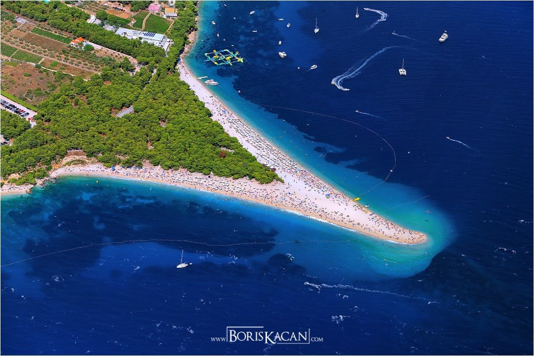 BOL SPREMAN DOČEKUJE PRVE TURISTE:  Gostima nude i brze antigenske testove na Covid-19