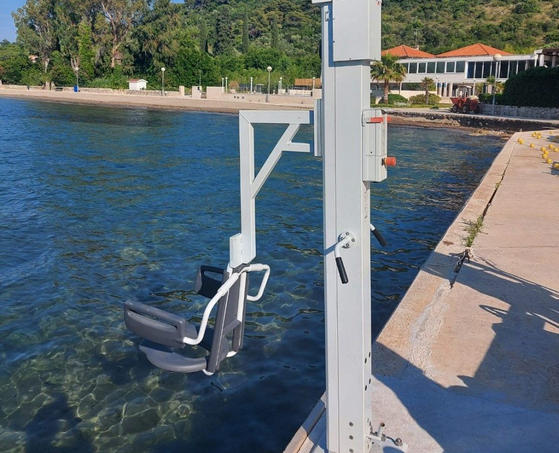 Dubrovnik postavio dizala za osobe s invaliditetom na još tri plaže