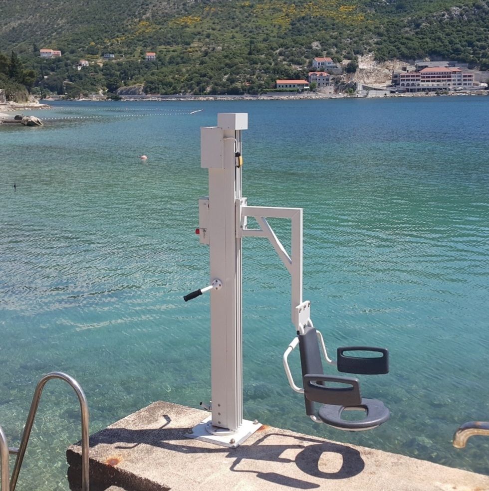Četiri dubrovačke plaže dobile dizala za osobe s invaliditetom