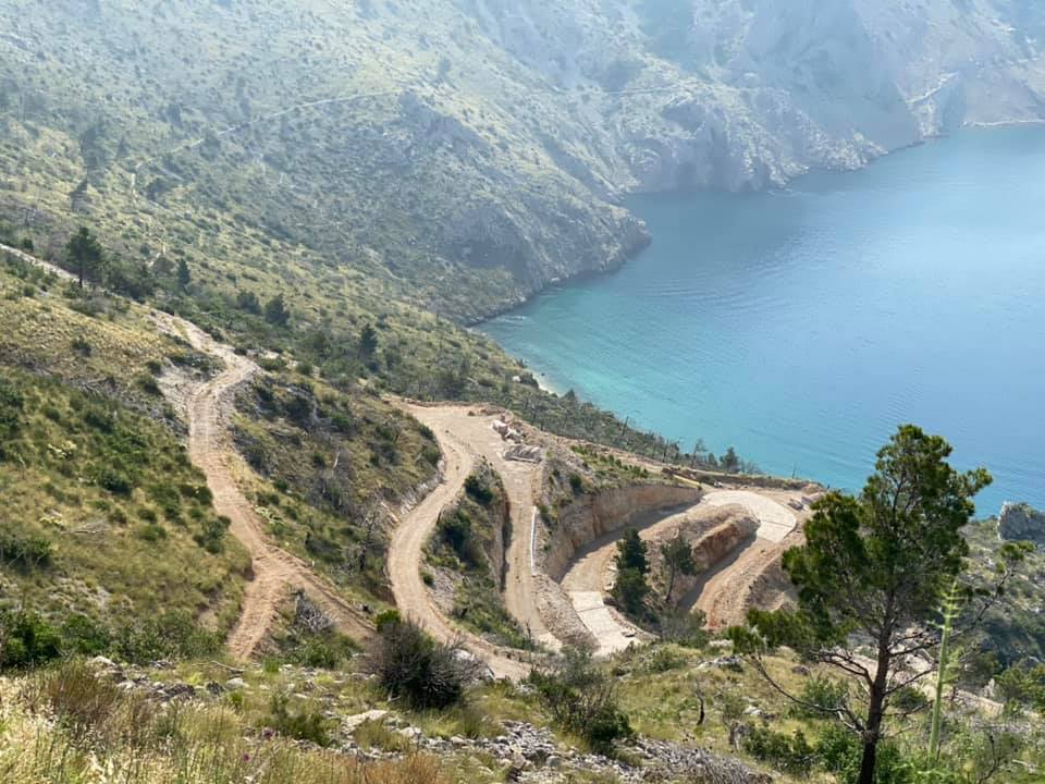 IMATE FOTOGRAFIJU BESPRAVNE GRAĐEVINE? Pošaljite je na fotonatječaj