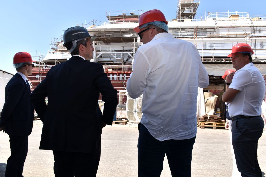 AMERIKANCI U BRODOSPLITU Izaslanstvo SAD-a došlo vidjeti što to radi splitski škver