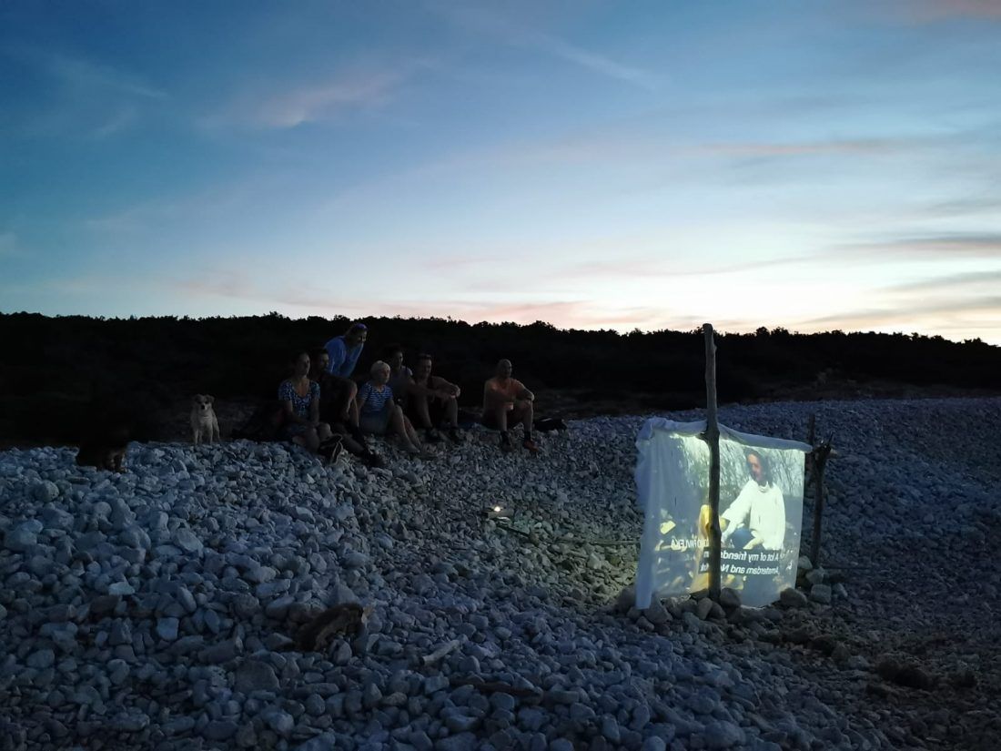 SUNSET UNIJE EKOLOŠKI  FESTIVAL Mali otok s velikom pričom o energetskoj samodostatnosti