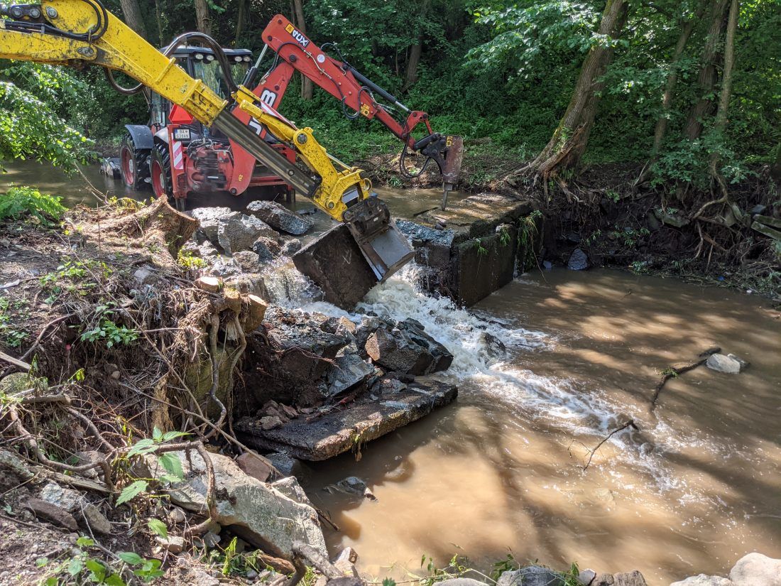 Uklanjaju stare barijere i vraćaju život u rijeke