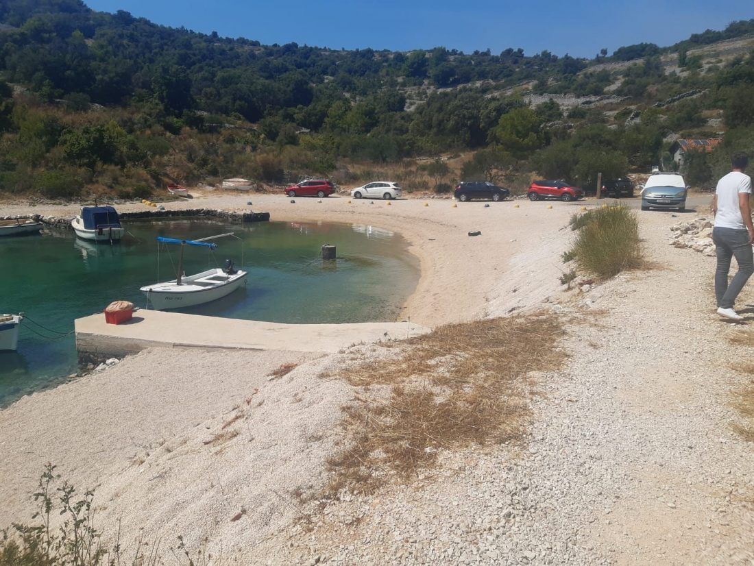 SLUČAJ SIČENICA Iz općine Rogoznica tvrde da u uvali više nema bespravne gradnje