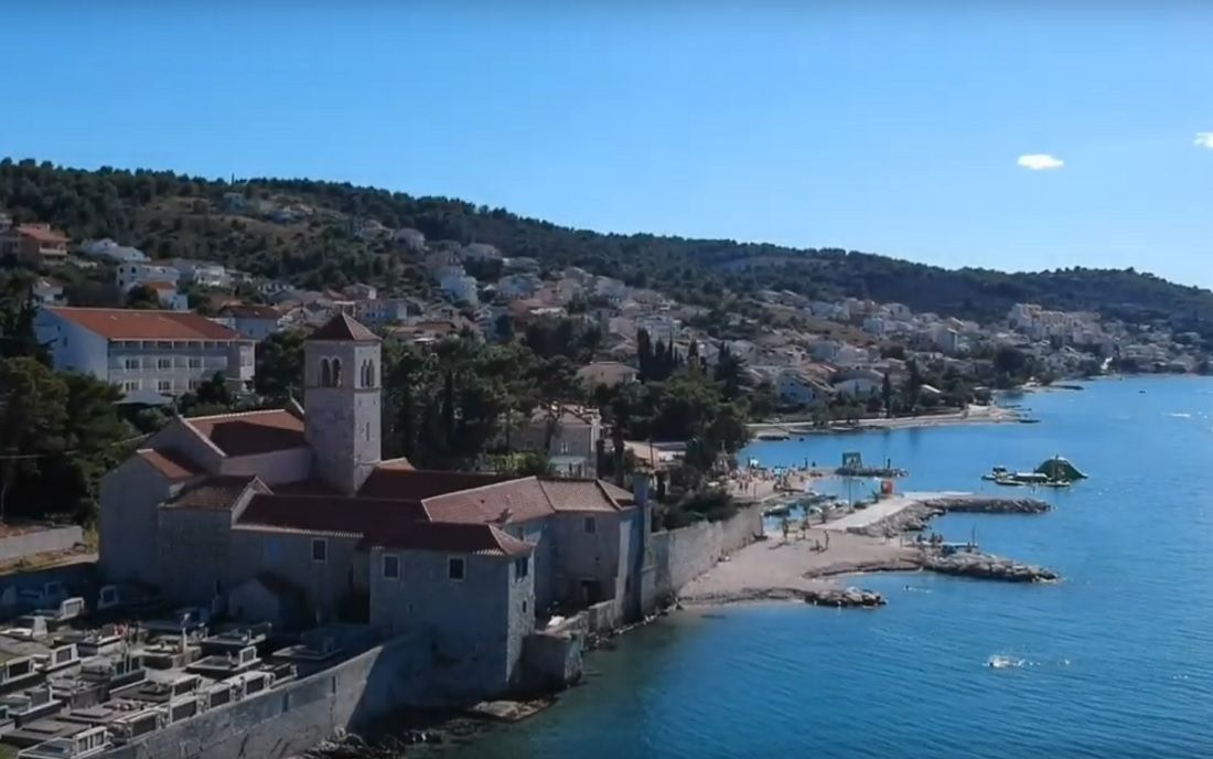 Svi upalili klima uređaje, pa otok ostao bez struje!