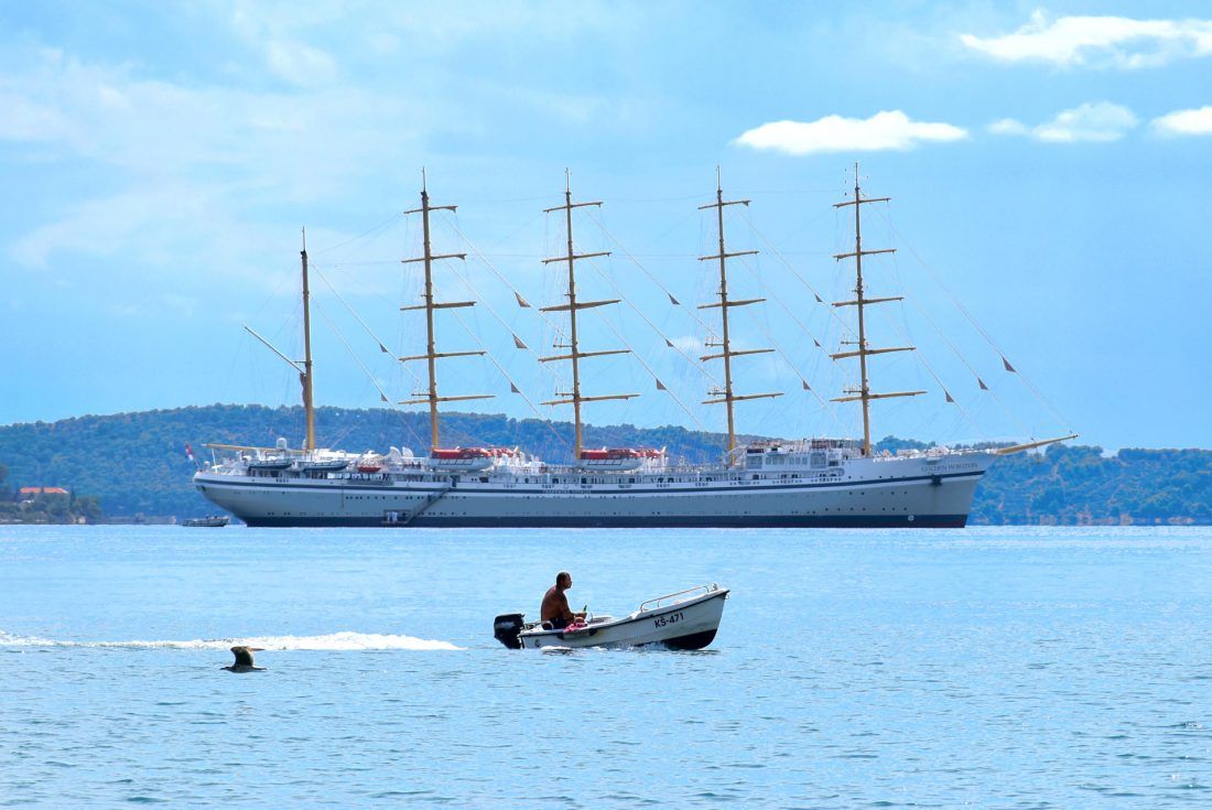 Golden Horizon se vratio kući – Uplovio je u Kaštelanski zaljev