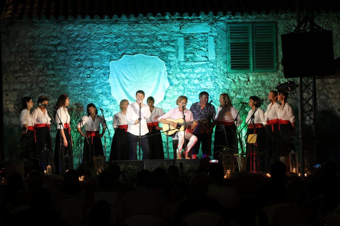 NAJSTARIJA KLAPA NA ZADARSKOM PODRUČJU Spalato, Bralić i Sikirić čestitali Garofulicama 30 +1 godinu djelovanja