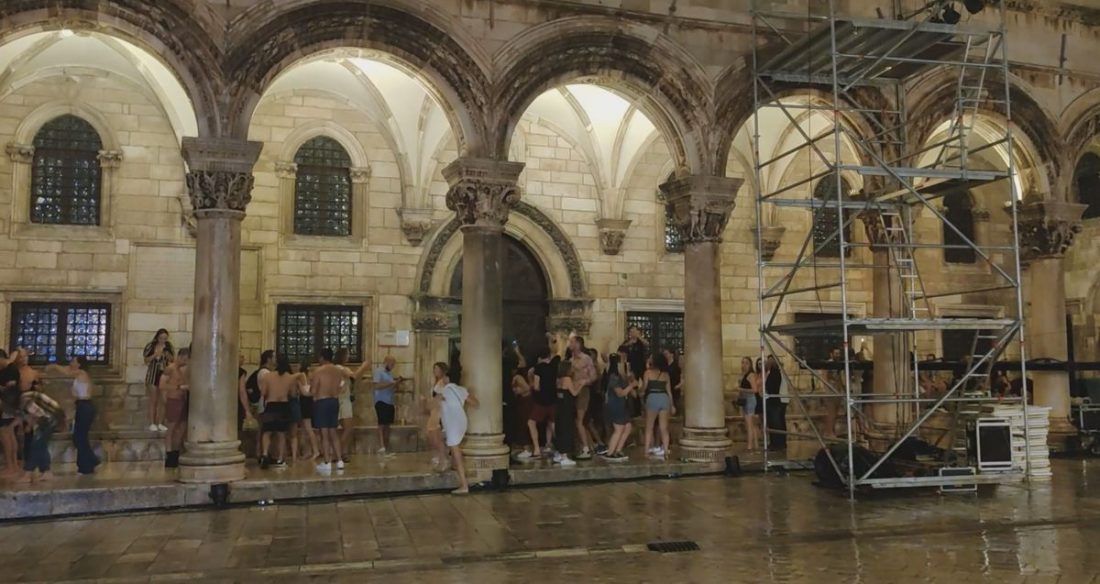 NEVRIJEME POGODILO JUG ZEMLJE Ulice Dubrovnika se našle pod vodom