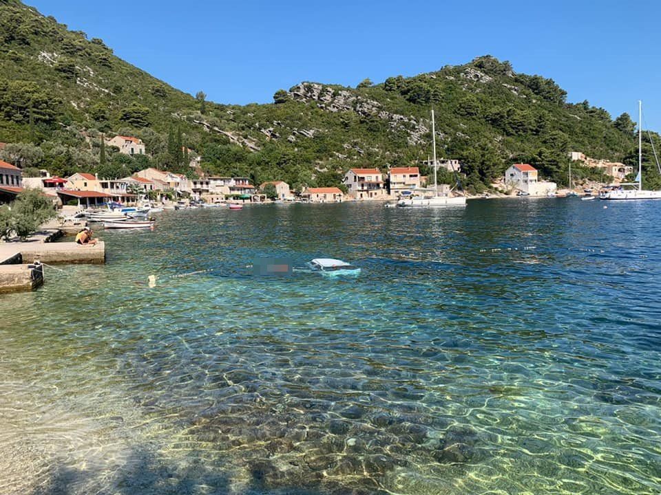 TRAGEDIJA NA MLJETU Auto pao u more, poginuo muškarac