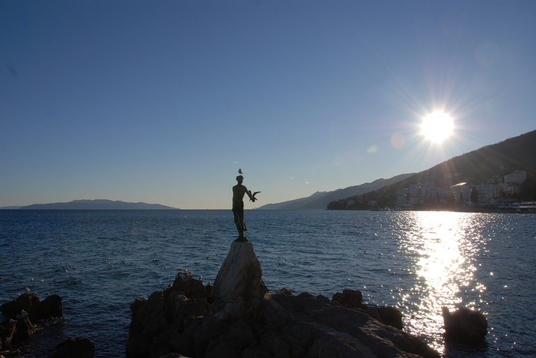 Opatija preplavljena “privatnim plažama”, sumnja se u pogodovanje koncesionarima