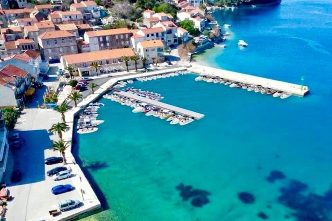 Javni poziv za dodjelu komunalnog veza u luci Račišće