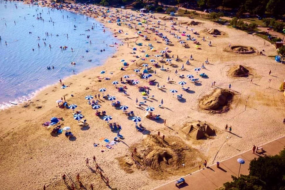 Na Rabu prezadovoljni, u kolovozu imali turista gotovo kao rekordne 2019. godine!